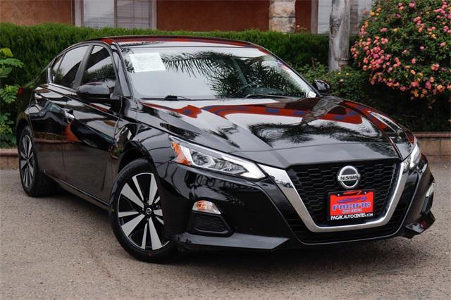 2022 nissan altima 2.5 sv