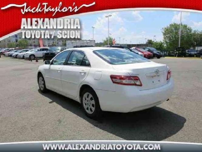 2011 toyota camry le in alexandria, va