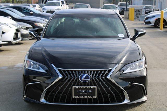 2022 lexus es 300h base