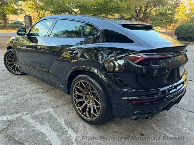 2023 lamborghini urus s