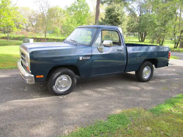 88 89 90 dodge ram 1500 short bed incredibly rust free **must see