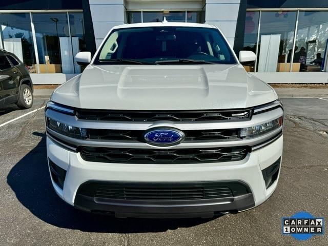 2022 ford expedition xlt