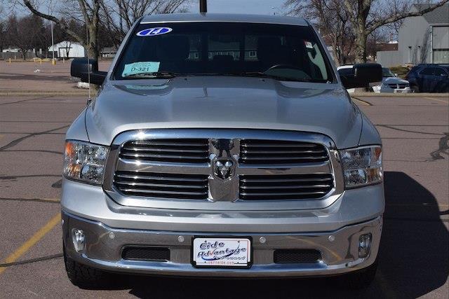2014 ram ram pickup 1500 slt 4x4 slt 4dr crew cab 5.5 ft. sb pickup for sale in sioux falls, south dakota