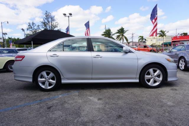 2011 toyota camry base