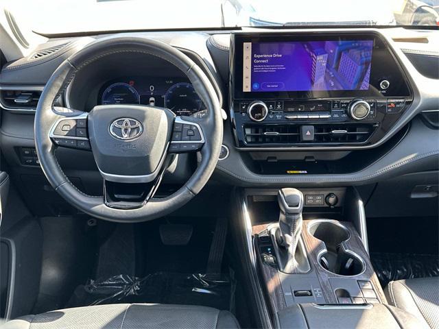 2023 toyota highlander hybrid limited