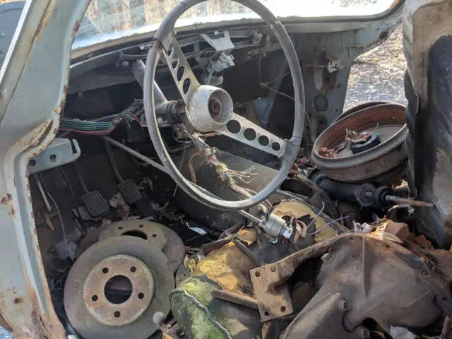 1968 (i think) volvo p1800 2s 1800s parts car