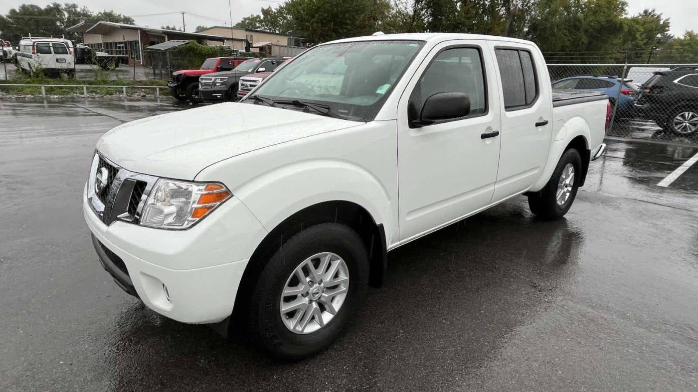 2016 nissan frontier sv