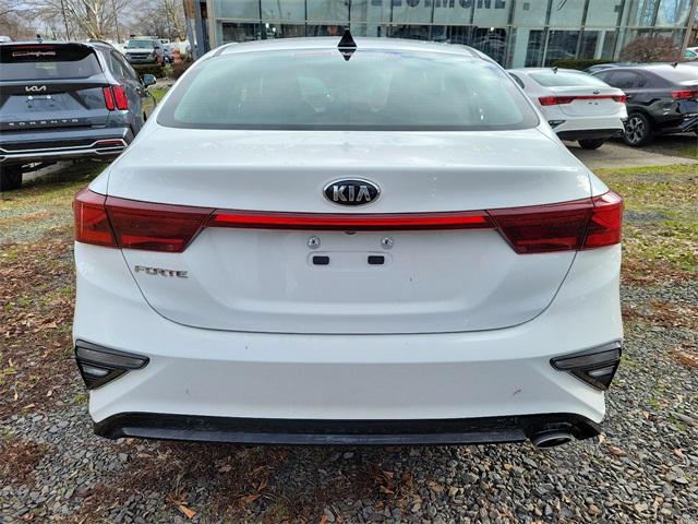 2021 kia forte lxs