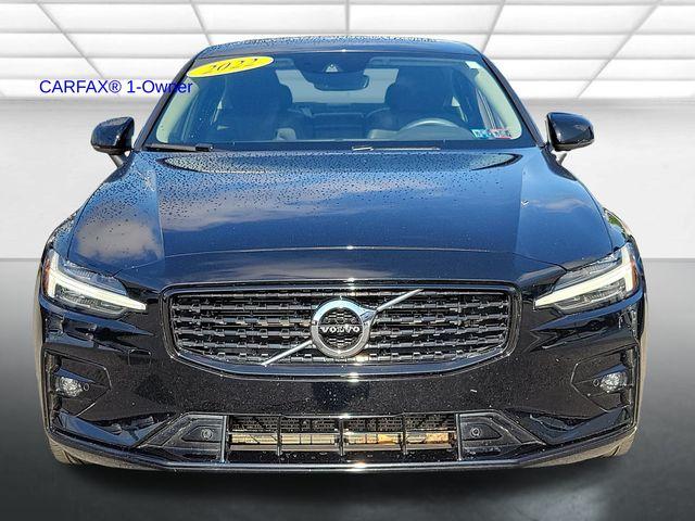 2022 volvo s60 b5 awd momentum