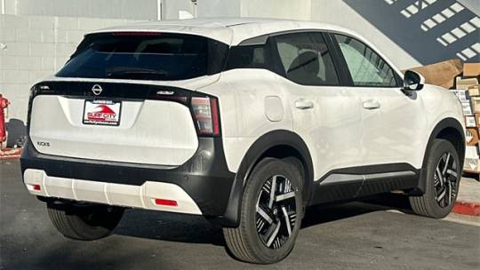 2025 Nissan Kicks