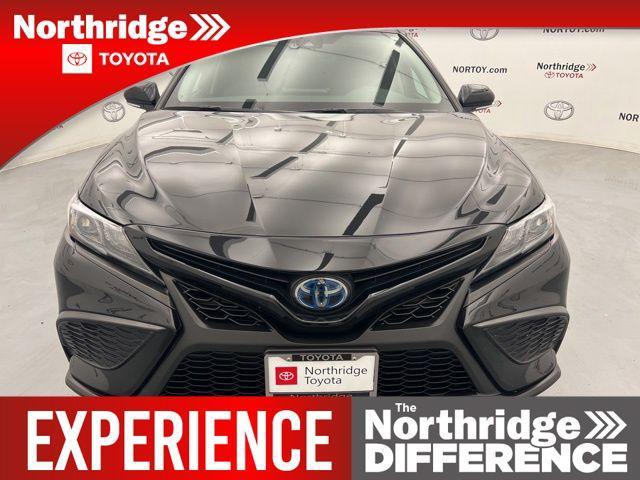 2023 toyota camry se