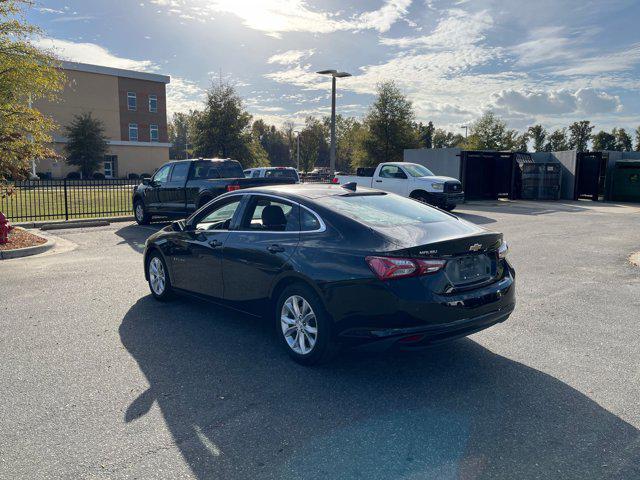 2022 chevrolet malibu fwd lt