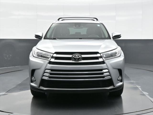 2017 toyota highlander limited