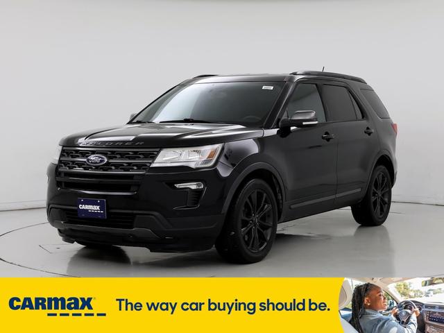 2019 ford explorer xlt