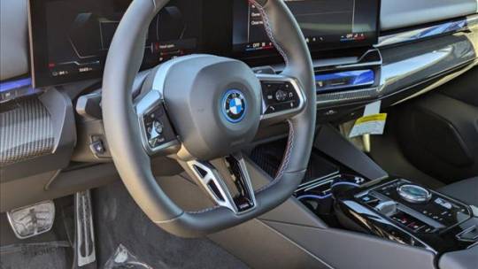 2024 BMW i5