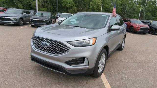 2023 ford edge sel