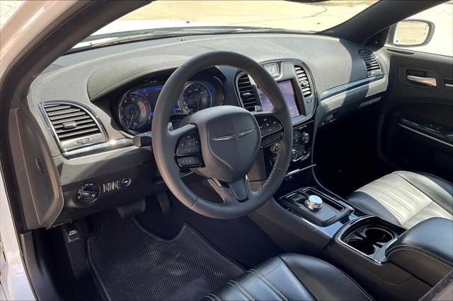 2023 chrysler 300 s