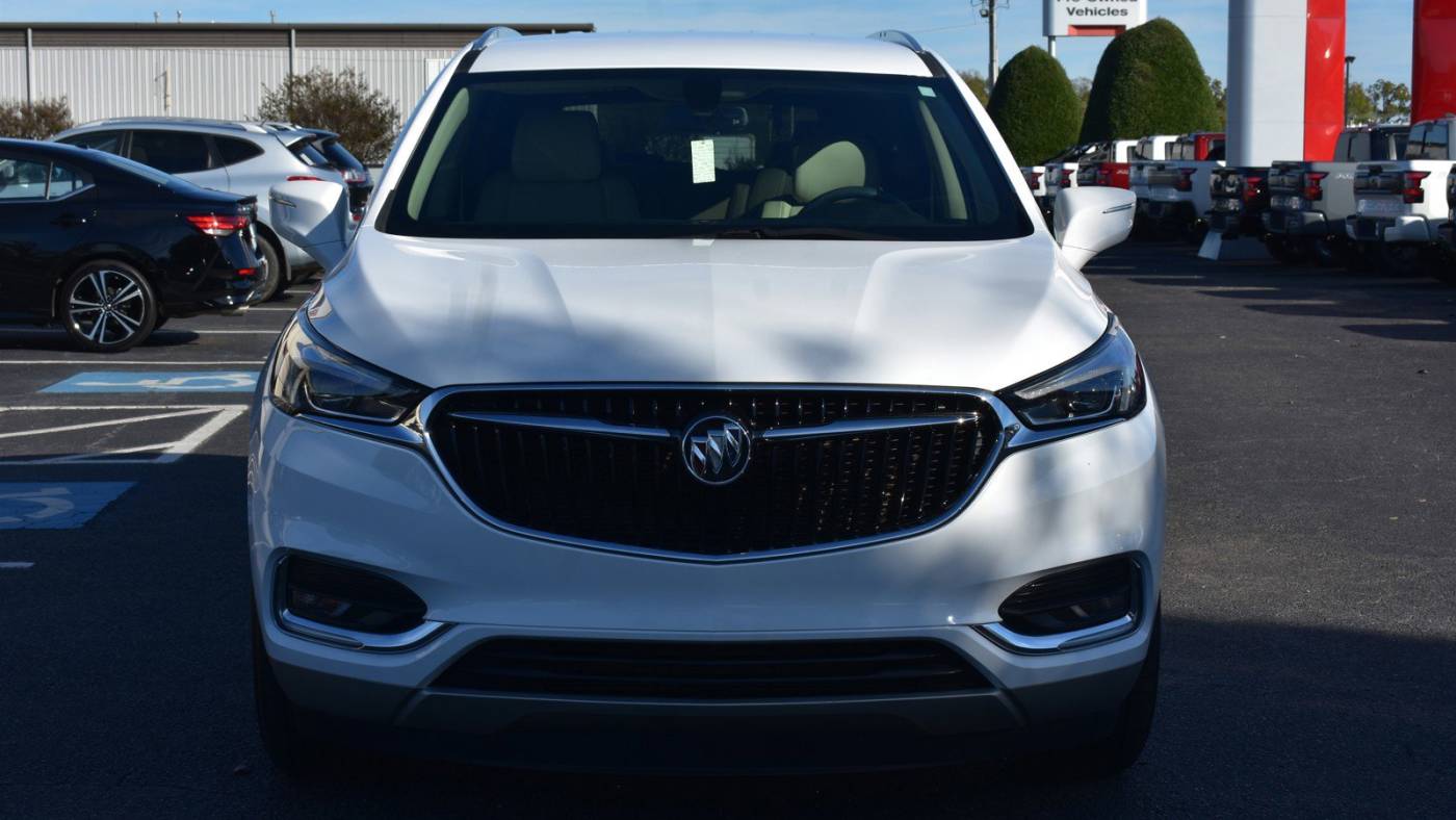 2020 buick enclave essence