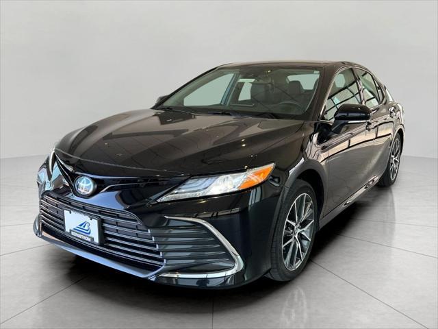 2023 toyota camry hybrid xle