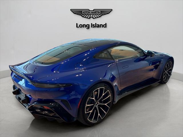 2025 aston martin vantage base