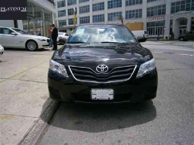 2011 toyota camry le le in astoria, ny