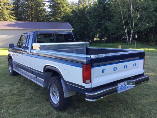 1986 ford f-250 4wd only 29,365 miles