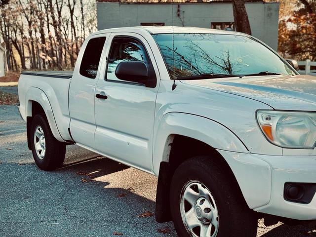 2012 toyota tacoma base