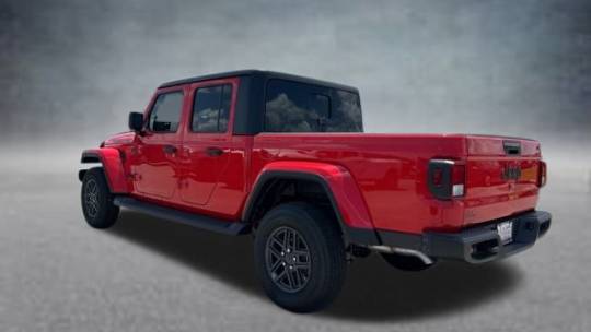 2024 Jeep Gladiator