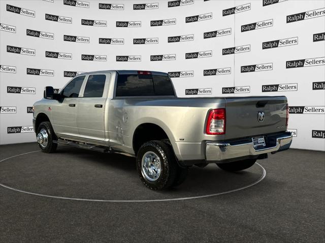 2023 ram 3500 tradesman 4x4 crew cab 8 box