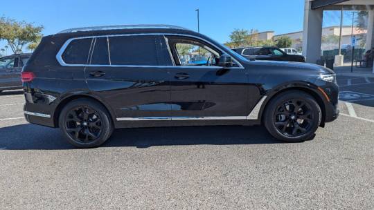 2022 BMW X7