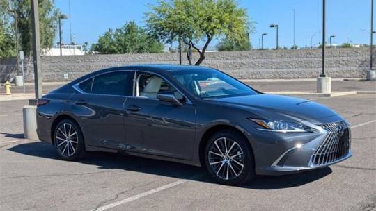 2025 Lexus ES