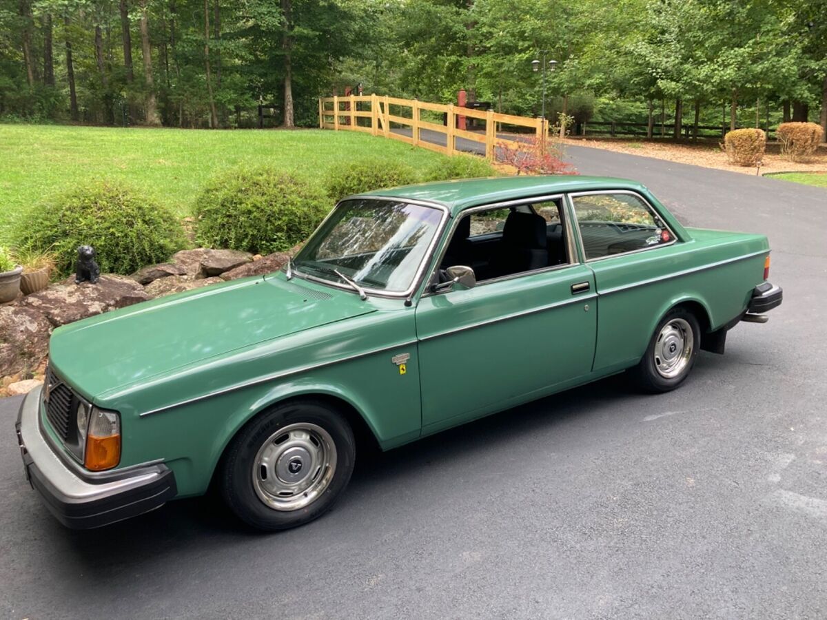 1979 volvo 242 dl 4 spd manual "flat hood" , (240 122 140 544 1800)