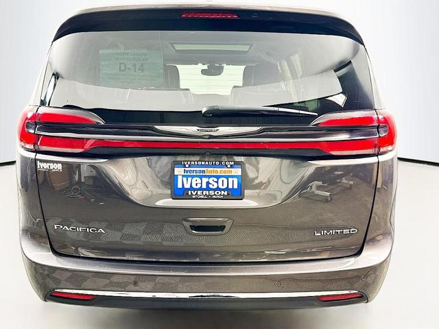 2022 chrysler pacifica limited