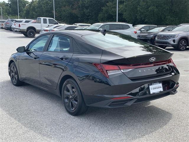 2022 hyundai elantra sel