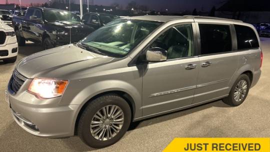 2016 Chrysler Town & Country