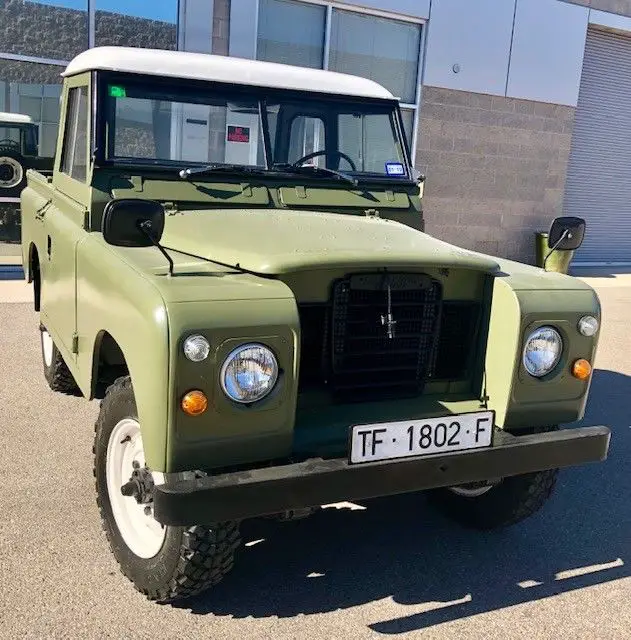 1975 land rover santana 88