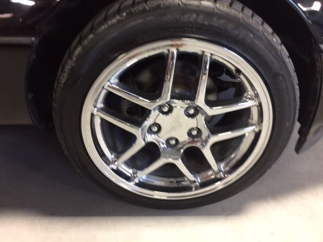 1984 corvette, super clean, custom paint. z06 wheels
