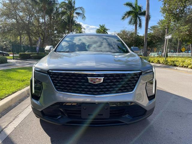 2024 cadillac xt4 premium luxury
