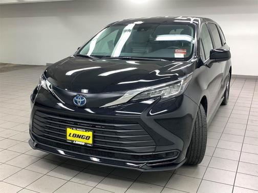 2023 toyota sienna