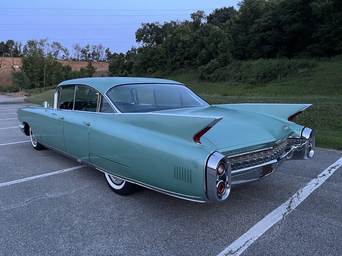 1960 cadillac series 60 fleetwood
