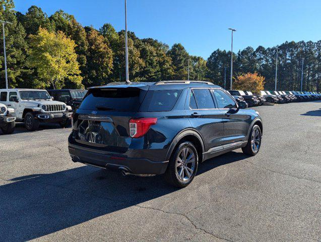 2022 ford explorer xlt
