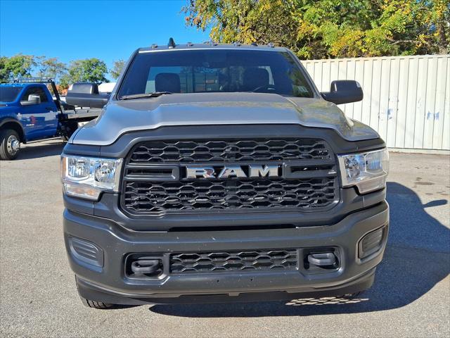 2022 ram 3500 tradesman regular cab 4x4 8' box