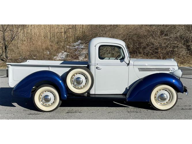 1939 ford pickup in burr ridge, illinois