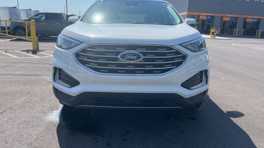 2022 Ford Edge titanium