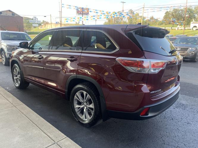 used 2014 toyota highlander awd le v6 fairmont, wv 26554 for sale in bellview, west virginia
