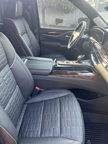 2023 cadillac escalade esv sport platinum