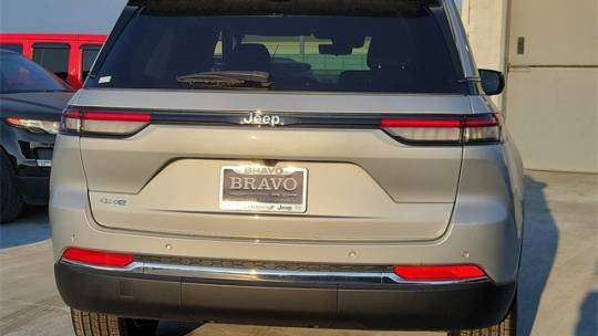 2023 Jeep Grand Cherokee