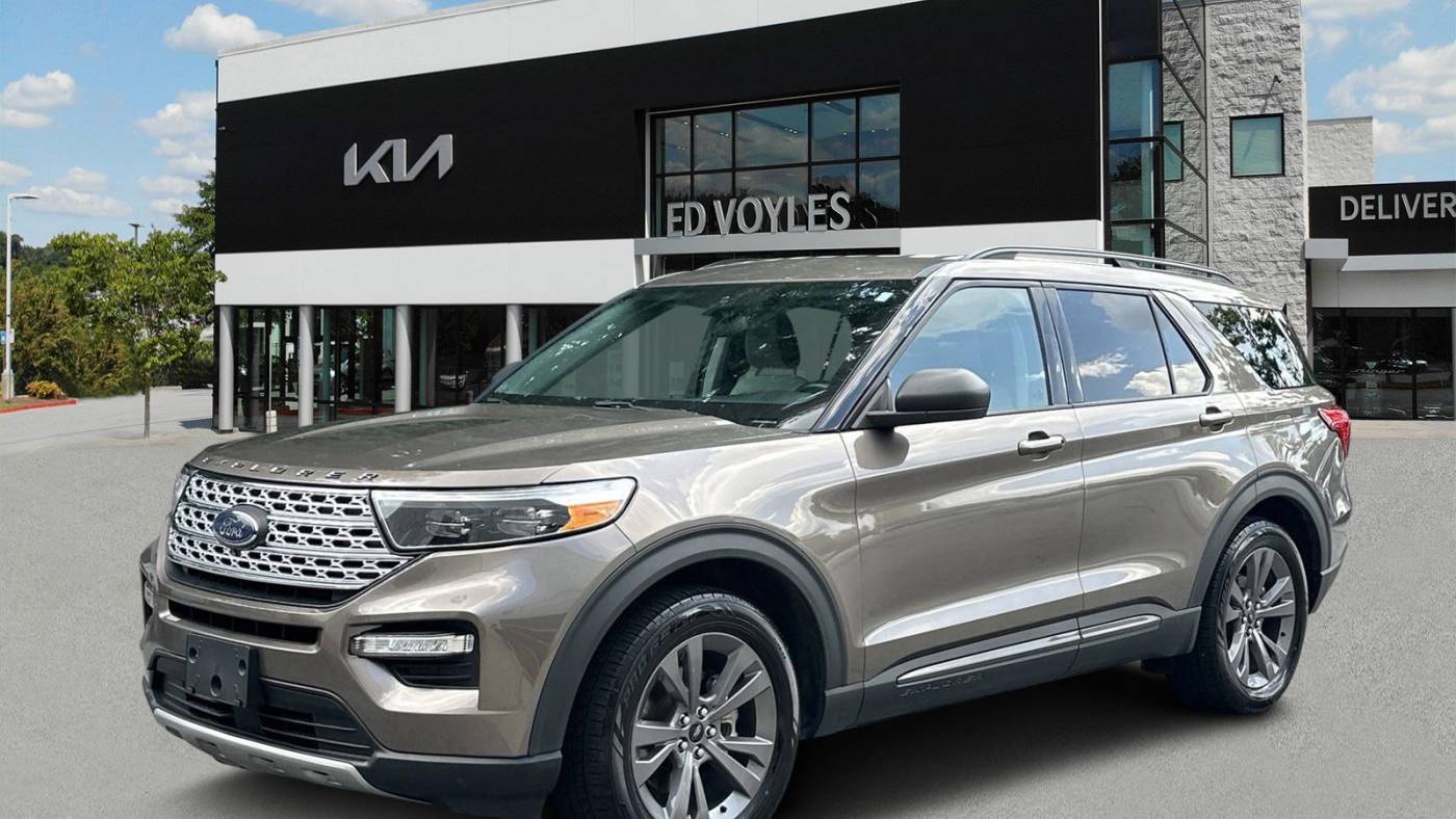 2021 ford explorer xlt