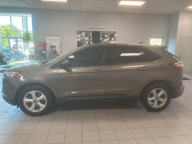2019 ford edge se