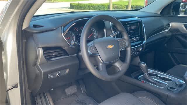 2020 chevrolet traverse ls